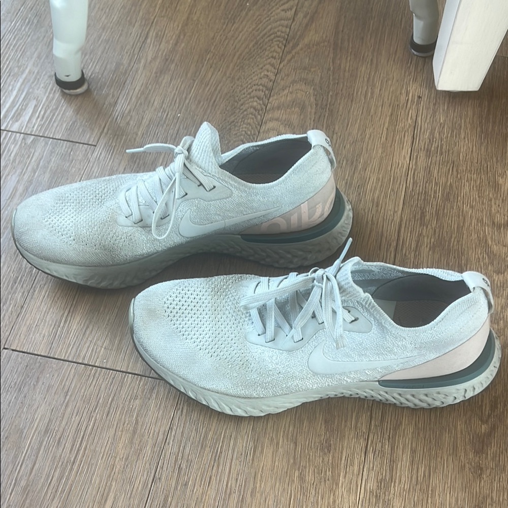 Nike Light Gray Running Shoes